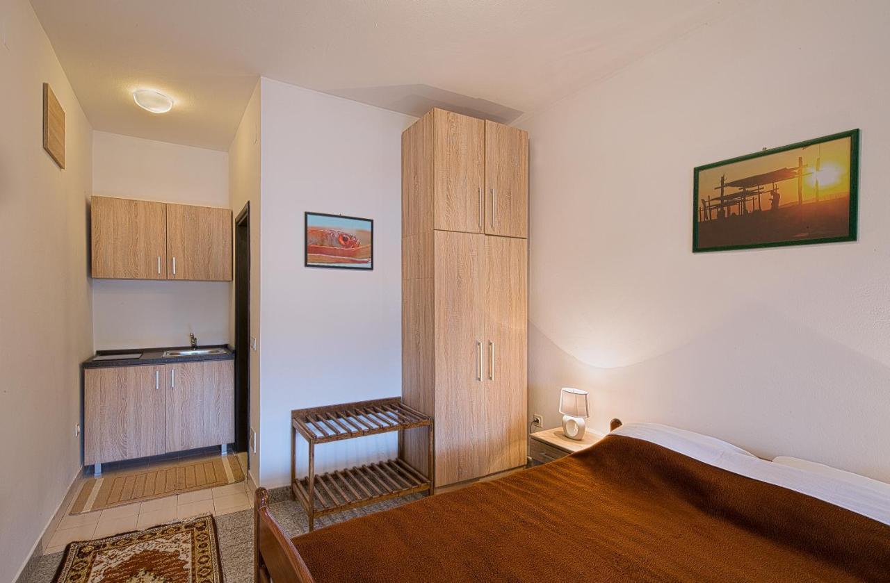 Guest House Madra Budva Luaran gambar