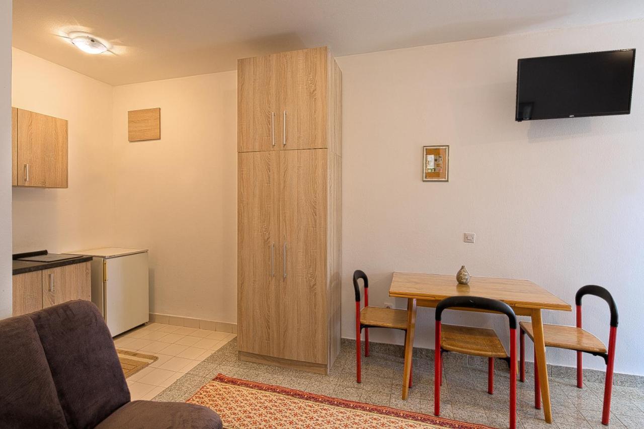 Guest House Madra Budva Luaran gambar
